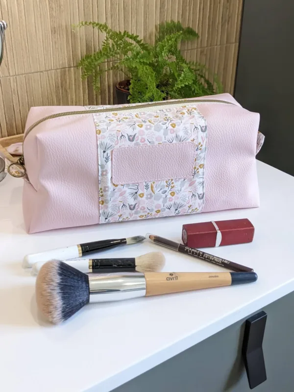 Trousse de toilette chic et élégante