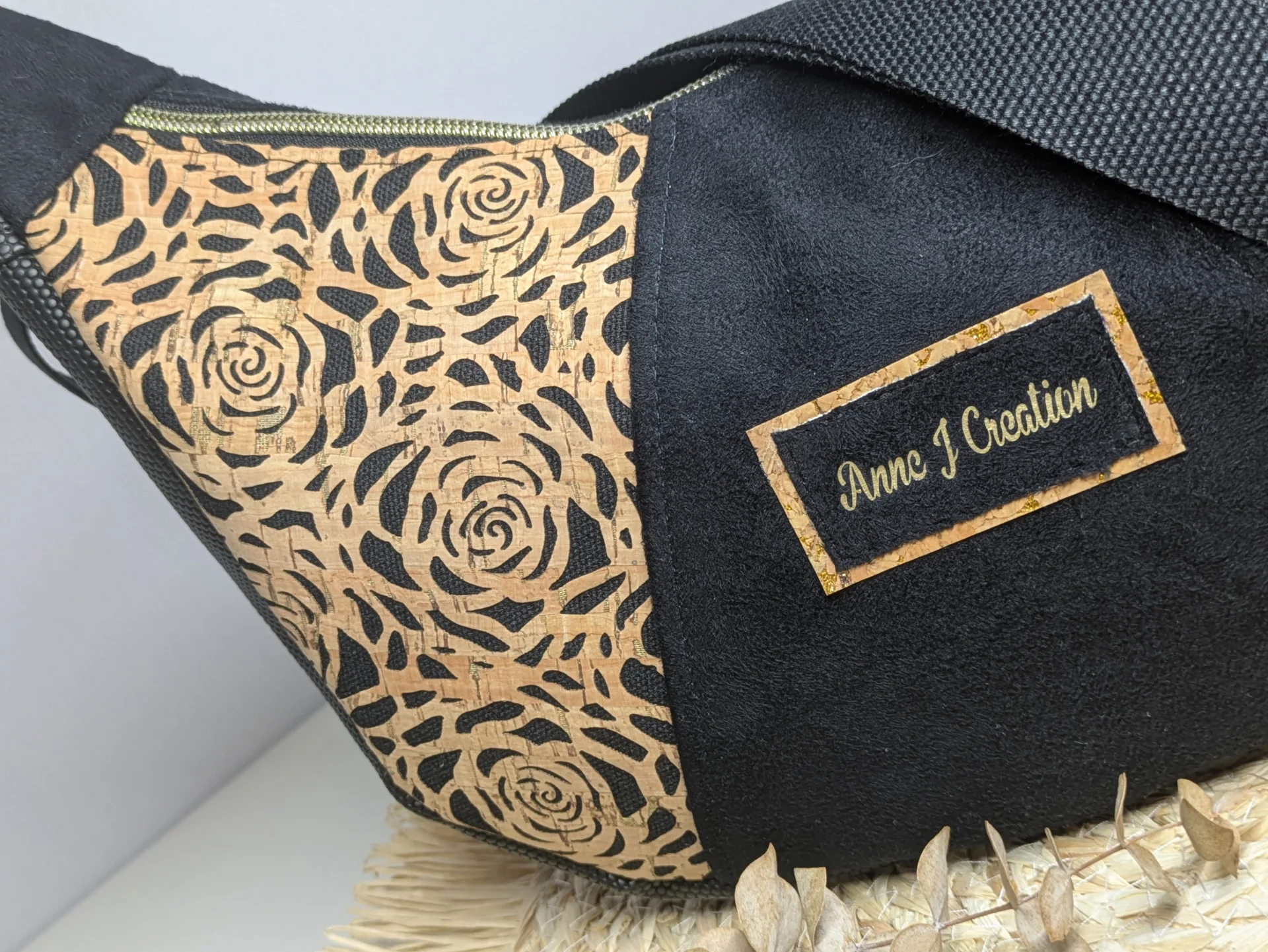 Sac Bandoulière Femme En Nylon - Forme Demi-lune - Bandoulière Ajustable - Multipoches Dont Tablette - Pour Travail, Voyage, Quotidien