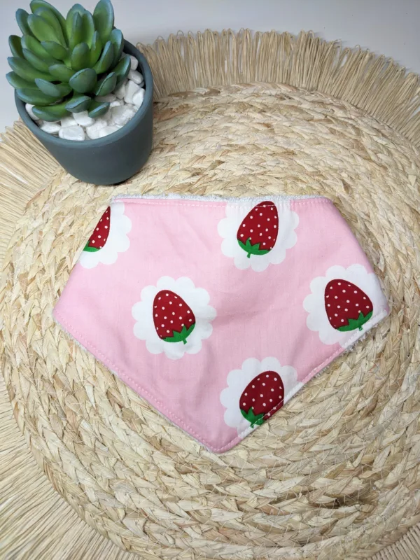 Bavoir bandana fait main trop mignon