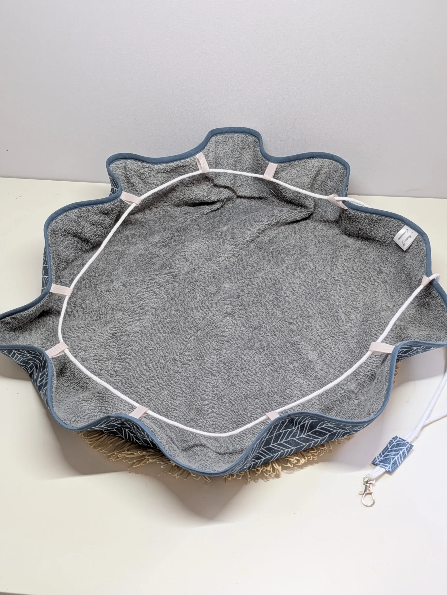 Sac à dos pieds au sec fait main, imperméable à l’extérieur et éponge à l’intérieur, motif bleu
