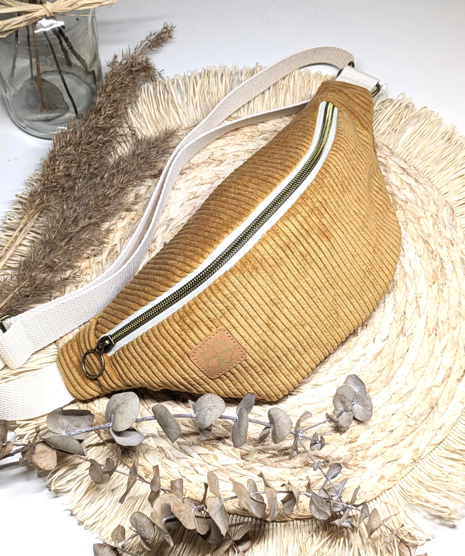 Sac banane en velours côtelé moutarde , élégant, mode , fait main en France