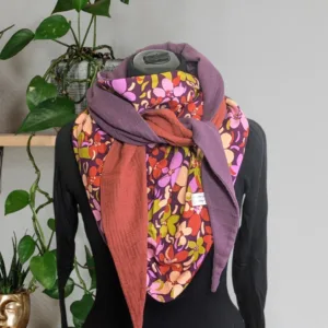 Chèche foulard écharpe fait main violet et terracotta à motif floral – Anne-J Création